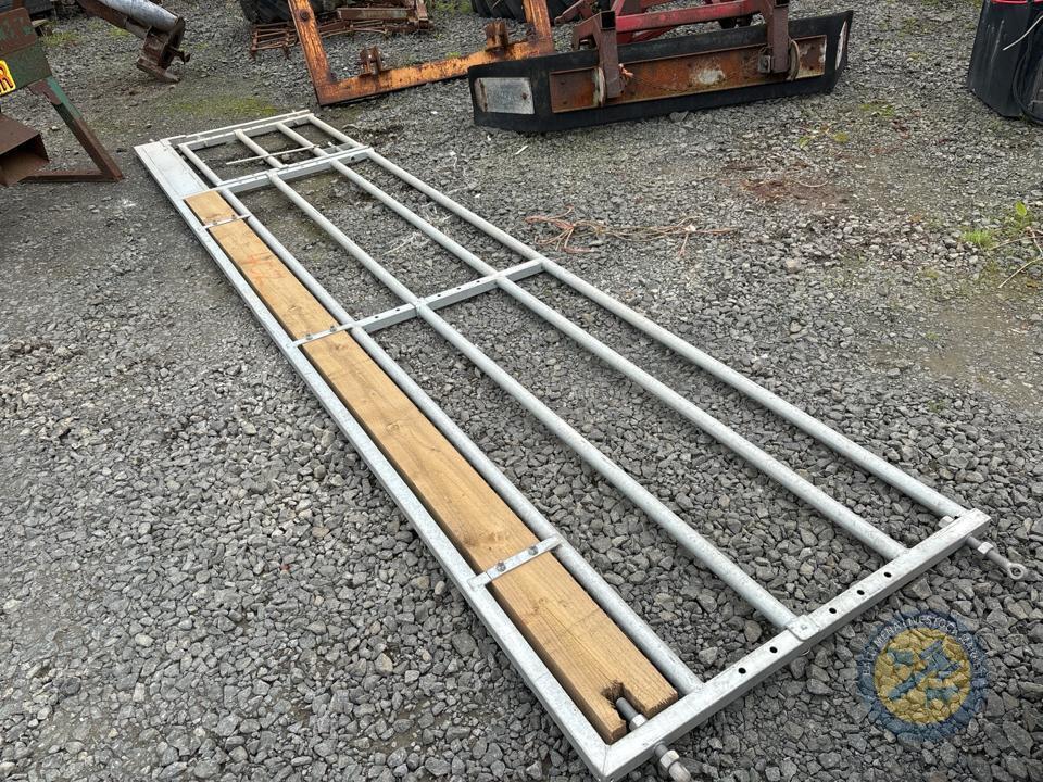 14' farm gate