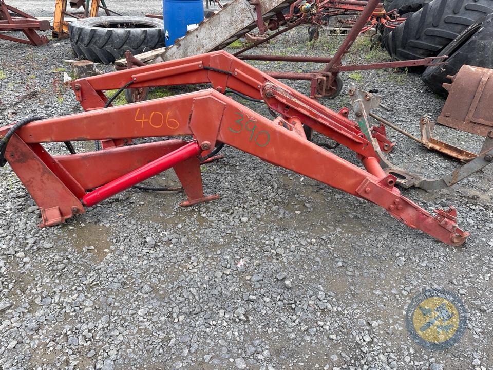 Massey Ferguson 80 loader with bracket