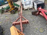 3 point linkage post driver