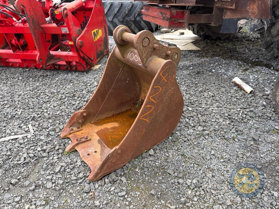 2ft Bucket