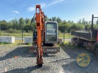 Hitachi 70 7 tonne digger & buckets - 2