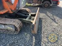 Hitachi 70 7 tonne digger & buckets - 5