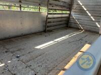 Ifor Williams 14ft cattle trailer with cattle dividing gate - 8