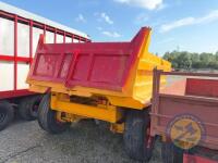 Yellow dump trailer with red door repsprayed - 10