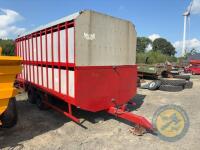 Cattle traielr tandem axle MCM 18x8 iwht stands, lights - 3