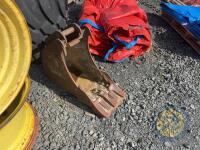 Digger bucket - 2
