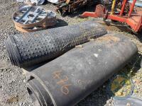 Rubber mats x2 - 3