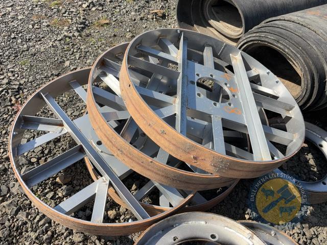 4 large steel wheels