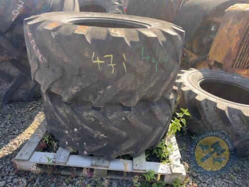 2 17.5 LR R 24 tyres