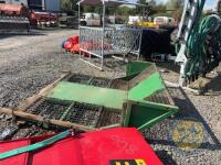 Frazer F68 back silage door - 3