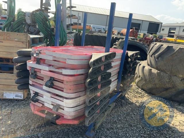 Plastic Pedestrian fencing 15 approx