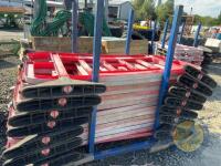 Plastic Pedestrian fencing 15 approx c/w crib - 2