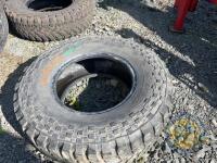 31/10.5/15 tyre - 2