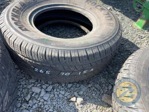 265/70/R15 tyre
