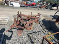 Ferguson 3 furrow plough - 3