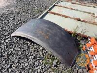 Front fender for NH tractor