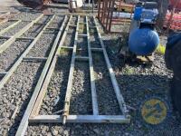 16'3 cattle handling gate
