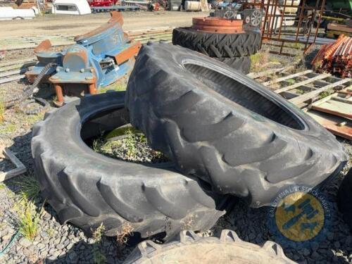 2 420/85R 38 tyres