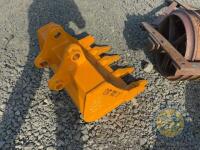 Grab bucket for 3-6 ton digger 40mm pins - 5