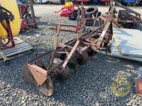 4 Row turnip planter - 2