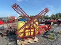 900 litre Hardi Sprayer - 2