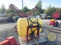 900 litre Hardi Sprayer - 4
