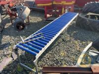 Blue conveyor roller table - 2