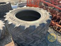 2x 520/70 R38 Michelin tyres - 2
