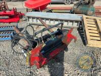 Fleming bale squeeze - 2