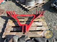 A Frame for New Holland FR harvester for lifting feeder housing - 3