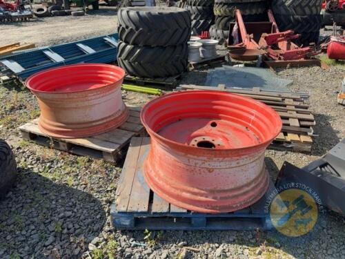 2x Titran rims