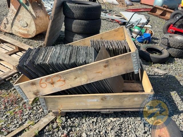 3x bundles of slate, approx 55x 16x10, 55x 20x10, 100x 24x14