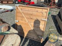 Wooden gate 1000mm wide x 1045 high - 2