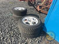 4x 195/65R15 Kumho tyres & rims