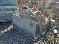 sheep turnover crate - 2