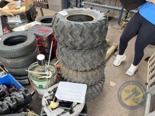 4x 11 inch quad tyres