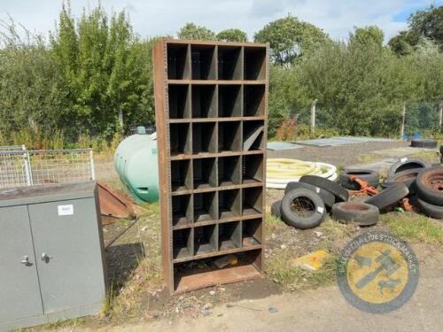 Set of pigeon holes