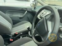 Ford Fiesta 2010 - 7
