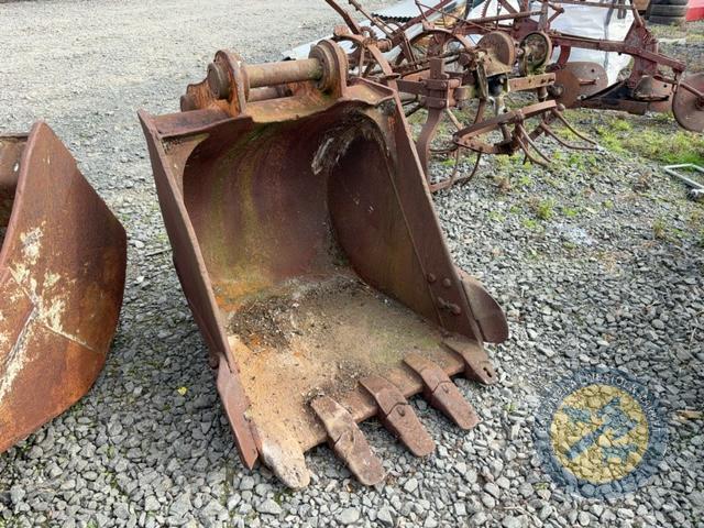 13 tonne digging bucket