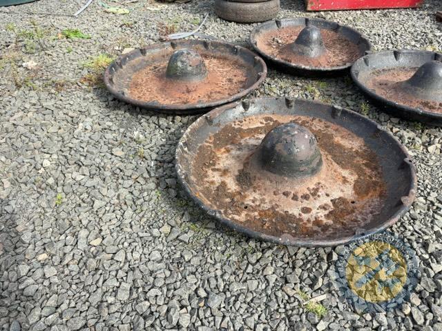 2x cast iron mexican hat pig feeders