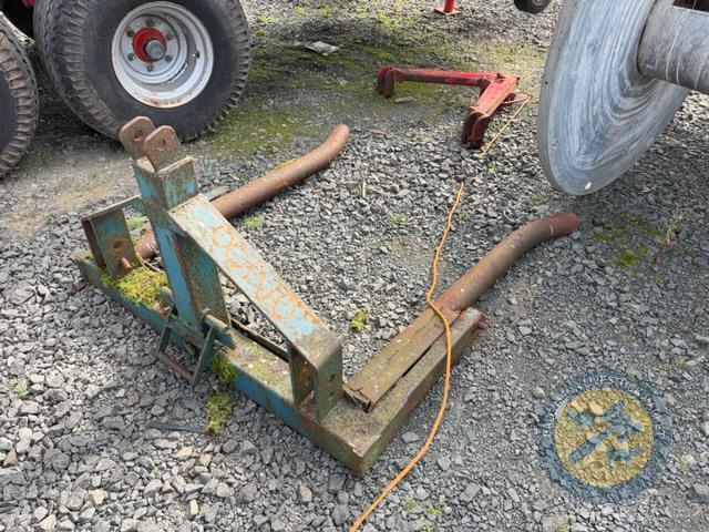 Bale lifter