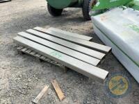 4x lengths of stainless steel box section