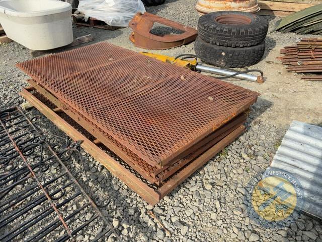 6 sheep slats/walkway