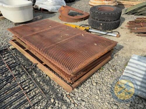 6 sheep slats/walkway