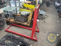 Long saw horse