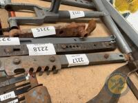 35 top link with gate - 3