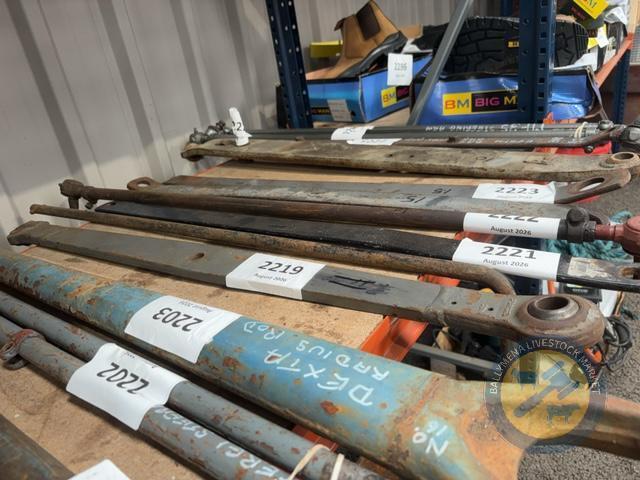 35 hydrsaulic lift arm