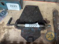 Dexta drawbar mounting plate