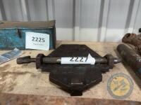 Dexta drawbar mounting plate - 2