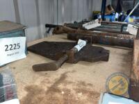 Dexta drawbar mounting plate - 3
